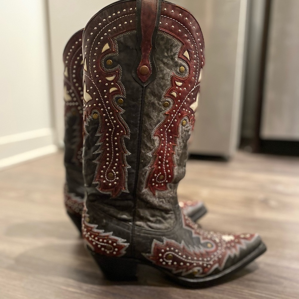 Women’s Studded Corral Boots